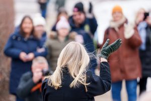 -Vi som har makt over monarkiet