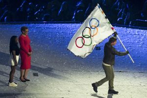 «Маяк для своих»: почему МОК освещает одних, а других тушит без сожаления