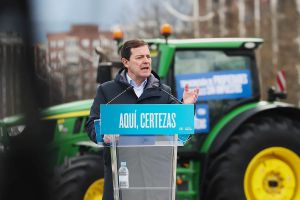 Las nueces de Mañueco