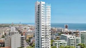 Jesolo, il superattico alla torre di Meier a 5 milioni di euro