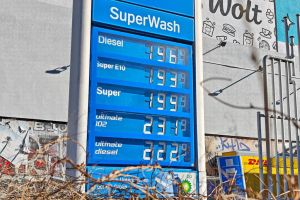 Preisschock an der Zapfsäule: Wie der Iran-Krieg Berlins Autofahrer trifft