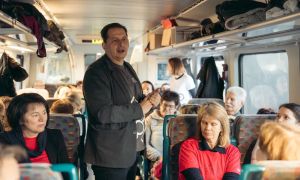 Vlak na Kras: Kosovel znova povezal Sežano in Zagorje