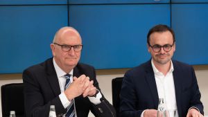 Sie probieren es jetzt mal mit Bescheidenheit