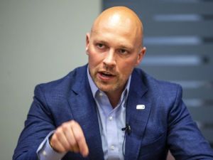 LILLEY: With John Tory out, poll shows Brad Bradford can beat Olivia Chow for Toronto mayor