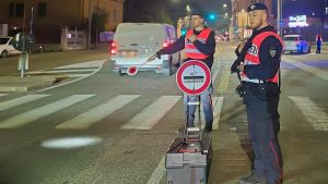 Controlli in Bolognina, 80 identificati