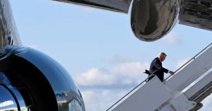 2. Trump’s goal is clear: bring down the Iranian regime and walk away