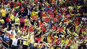 Evroliga kaznila Fenerbahče zbog transparenta na meču protiv Partizana (FOTO)