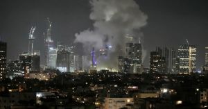 La guerra que empieza afuera… Y se complica adentro