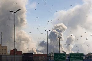 « Contre la guerre, les Iraniennes crient encore ”Femme, Vie, Liberté” », raconte la sociologue Somayeh Rostampour