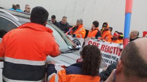 Dimite el liquidador del Centro Portuario de Empleo de Avilés tras un escrache de los estibadores
