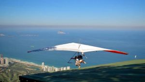 Quanto custa e como fazer o voo de asa delta no Rio de Janeiro