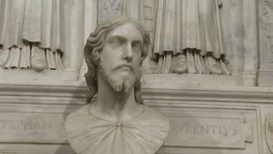 Vođena kao delo nepoznatog autora, bista Hrista Spasitelja sada je pripisana majstoru Mikelanđelu