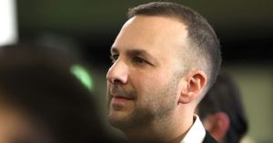 Exclusive: Greens to ditch “normal” childbirth policy