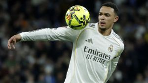 UEFA uslovno kaznila Real Madrid delimičnim zatvaranjem Bernabeua zbog rasizma