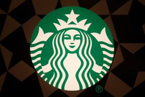 Starbucks' Turnaround Gains Traction: SBUX Shares Reflect 'Back to Starbucks' Progress in Early 2026