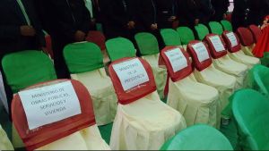 El Alto conmemora 41 aniversario en medio de luto por accidente aéreo y ausencia de ministros