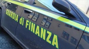 Impennata dei prezzi del carburante, la Guardia di Finanza attiva i controlli