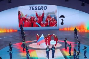 Флаг России вынесли на церемонии открытия зимней Паралимпиады-2026