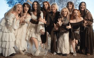 Sezen yazdı, 8 kadın söyledi: Kadın iyileştiren bir güç