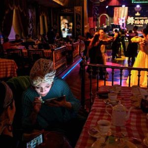 Como deixar de viver pela aprovação alheia