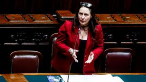 “Olimpiadi e Paralimpiadi, ora serve un unico evento”. Locatelli, ministro per le Disabilità: “Anche i compensi vanno equiparati” /