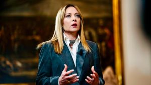 Un’agenda comune per una soluzione rapida: la premier tra diplomazia e coordinamento militare