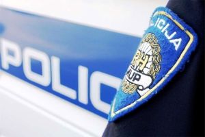 U Zagrebu 85-godišnjak opljačkao više trgovina prijeteći nožem