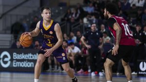 El Alimerka Oviedo Baloncesto puede con un serio Cartagena y aviva el sueño del play-off (92-80)