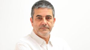 Não é crime de guerra matar 165 meninas?