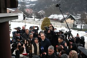 О легитимности власти у Србији