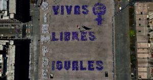 Críticas aleatorias. Seguridad para las mujeres y garantías de volver