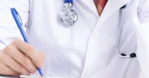 Médicos pedem afastamento de Carlos Michaelis do Cremesp após denúncias