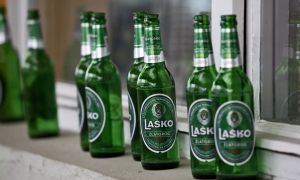 Zaradi kršitev protimonopolne zakonodaje Heinekenu grozi milijardna globa