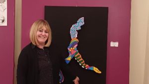 Michela Cicolari e la terapia della creatività, i colori di Ciko contro il tumore: “La mia sfida silenziosa”