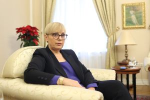 (REKLI SO) Nataša Pirc Musar: Odločen ne vojni