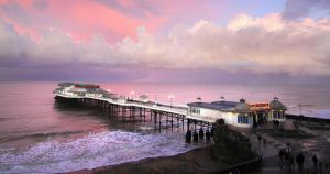 Reopening date for pier restaurant pushed back