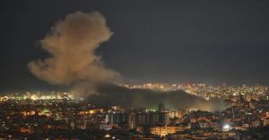 Cuando bombardean refinerías, tiembla el mundo