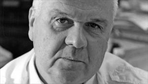 Γιώργος Χρονάς: «Οι λέξεις είναι δωρεάν, αλλά είναι και ακριβές» – Μια βραδιά στην Πάτρα για την αυτοβιογραφία και την ποίησή του