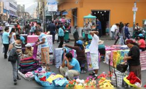 Hacia la formalidad laboral: un reto estructural para el Perú, por Óscar Fernández Cáceres