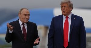 В Украйна Путин е завоевател. В Иран Тръмп е освободител