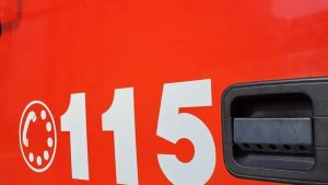 Paura all'alba a Monfalcone, fiamme in un appartamento: evacuato un intero condominio