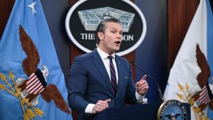 Anthropic fa causa agli Usa. Ma l’AI è già l’arma segreta /