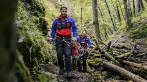 Die Bergwacht sucht dringend Retter, um Patienten rechtzeitig helfen zu können