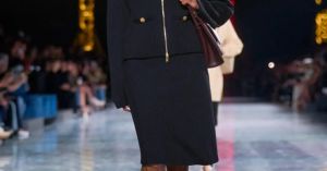 Como Matthieu Blazy está construindo seu tempo na Chanel?