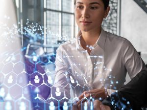 Men report more confidence, employer support for AI use than women: survey