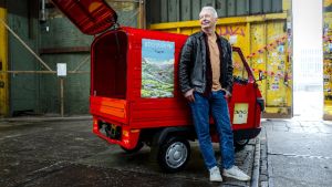 Almere, reuma en een driewieler. Hendrik Groen schrijft boekenweekgeschenk over als het werk je loslaat