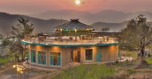 In the Himalayas, Architects Are Building Structures That Stay Warm Naturally and Withstand Harsh Conditions