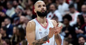 Ο Ολυμπιακός με γαλλικά φαρσί και πιάνο είναι έτοιμος για το αβαντάζ έδρας στα playoffs