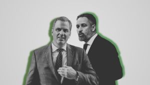 Abascal se parapeta tras sus secuaces a sueldo en la guerra con Ortega Smith