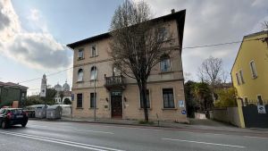 Padova, chiuso l’Old England: titolare indagato per violenze sulla barista